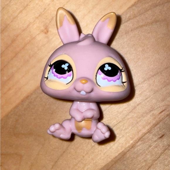 Littlest Pet Shop Accessories Littlest Pet Shop 667 Lavender Pink Cream Dwarf Bunny Rabbit